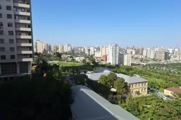 Satılır Yeni Tikili Elmler Akademiyasıda 