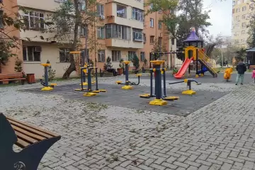 Satılır Köhnə Tikili 8-ci Kilometrdə 