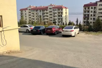 Satılır Yeni Tikili Masazırda 