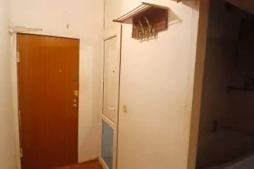 Satılır Köhnə Tikili 4-cü Mikrorayonda 