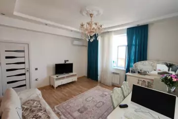 Satılır Yeni Tikili Ukraniya Dairəsida 