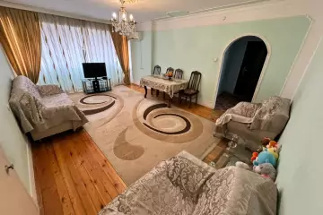 Satılır Köhnə Tikili Mingəçevirdə 