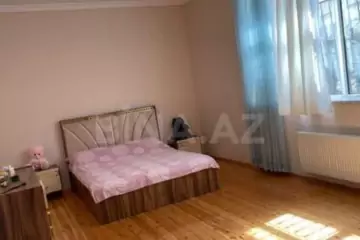 Satılır Həyət Evi Binədə 