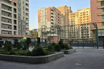 Satılır Yeni Tikili 8-ci Kilometrdə 