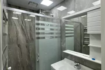 Satılır Köhnə Tikili Ukraniya Dairəsida 