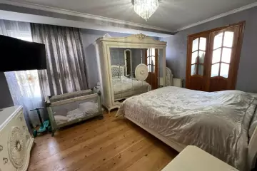 Satılır Köhnə Tikili Yasamalda 