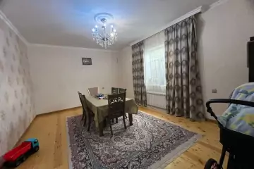 Satılır Həyət Evi Yeni Ramana Qəsəbəsida 