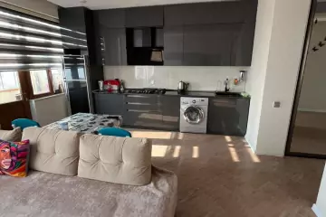 Satılır Yeni Tikili Masazırda 