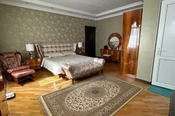 Satılır Yeni Tikili Beşmərtəbədə 