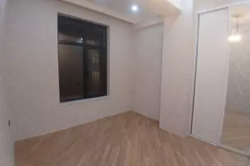 Satılır Yeni Tikili 8-ci Kilometrdə 