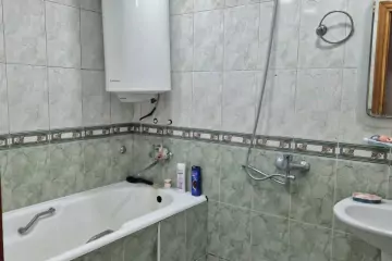 Satılır Köhnə Tikili Yasamalda 