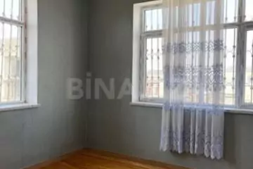 Satılır Həyət Evi Binədə 