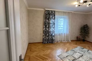 Satılır Köhnə Tikili Nərimanov Parkı 