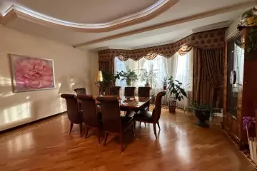 Satılır Yeni Tikili Beşmərtəbədə 