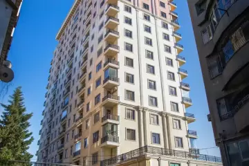 Satılır Yeni Tikili Gənclikdə 