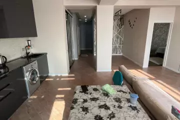 Satılır Yeni Tikili Masazırda 