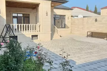 Satılır Bağ Evi Buzovnada 