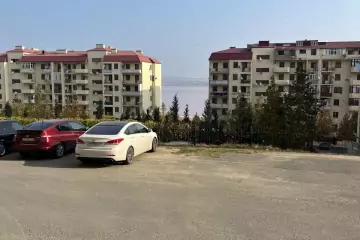 Satılır Yeni Tikili Masazırda 