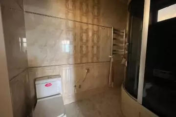 Satılır Həyət Evi Yeni Ramana Qəsəbəsida 