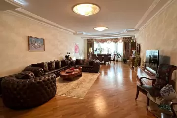 Satılır Yeni Tikili Beşmərtəbədə 