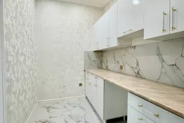 Satılır Yeni Tikili Yeni Günəşlidə 