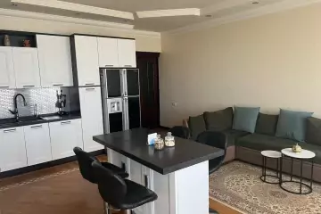 Satılır Yeni Tikili Beşmərtəbədə 