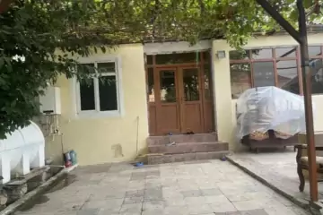 Satılır Həyət Evi Ramanada 
