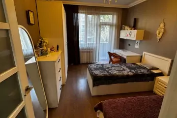 Satılır Köhnə Tikili Ukraniya Dairəsida 