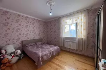 Satılır Həyət Evi Yeni Ramana Qəsəbəsida 