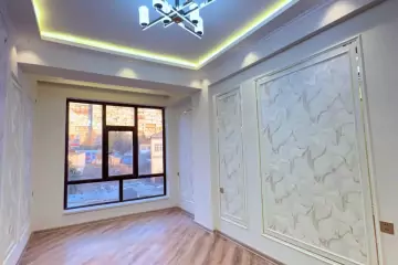 Satılır Yeni Tikili Yeni Günəşlidə 