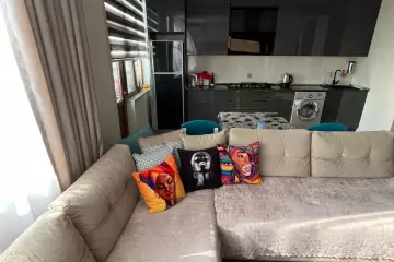 Satılır Yeni Tikili Masazırda 