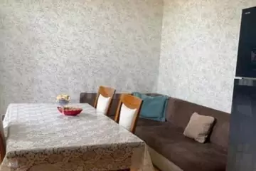 Satılır Həyət Evi Binədə 