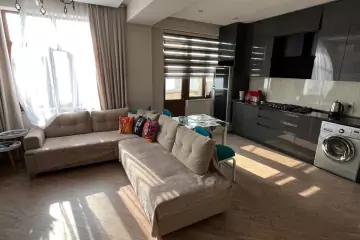 Satılır Yeni Tikili Masazırda 