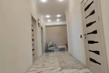 Satılır Yeni Tikili Ukraniya Dairəsida 