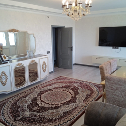 Satılır 4 otaqlı Köhnə Tikili 100 m², Zığ