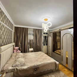 Satılır 3 otaqlı Köhnə Tikili 75 m², Bakı kinoteatrı