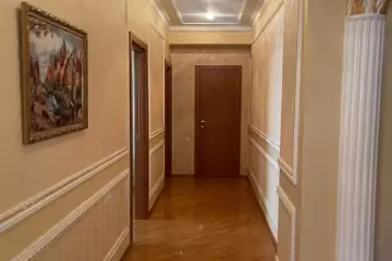 Satılır Yeni Tikili Ağ şəhər Kompleksində 