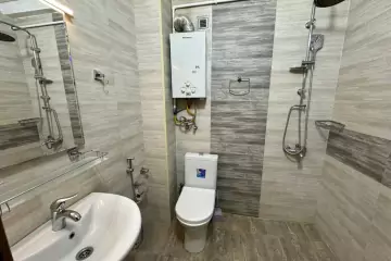 Satılır Köhnə Tikili İzmir Parkı 