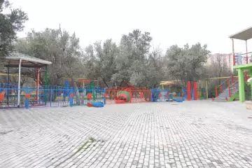 Satılır Yeni Tikili 4-cü Mikrorayonda 