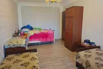 Satılır Köhnə Tikili Qaraçuxurda 