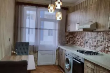 Satılır Yeni Tikili Bakıxanovda 