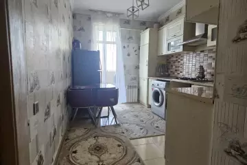 Satılır Yeni Tikili Bakıxanovda 