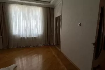 Satılır Yeni Tikili 4-cü Mikrorayonda 