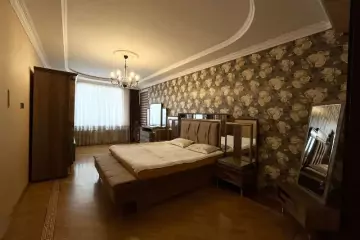 Satılır Yeni Tikili 4-cü Mikrorayonda 