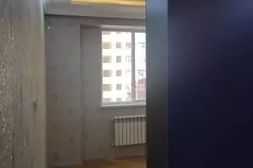 Satılır Yeni Tikili Bakı Kinoteatrıda 