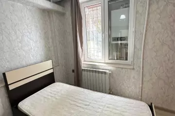 Satılır Köhnə Tikili Yasamalda 