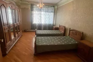 Satılır Yeni Tikili Ağ şəhər Kompleksində 