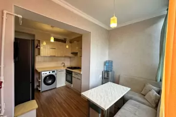 Satılır Köhnə Tikili İzmir Parkı 