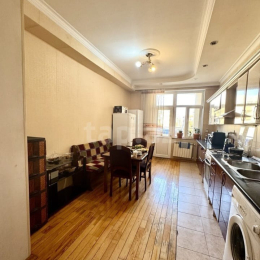 Satılır 3 otaqlı Yeni Tikili 120 m², Yeni Yasamal