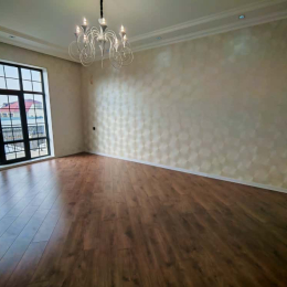 Satılır 8 otaqlı Həyət evi 200 m², 3 sot  torpaq, Maştağa